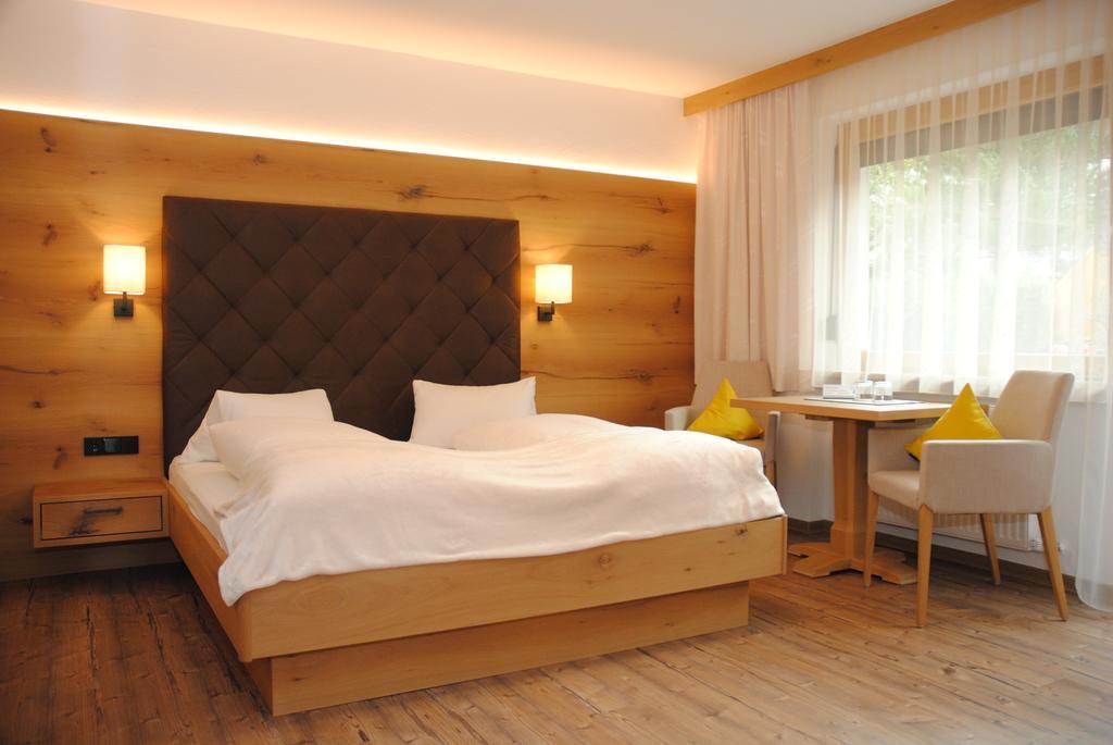 Gaestehaus Pirker ฟิงเคนแบร์ก ภายนอก รูปภาพ